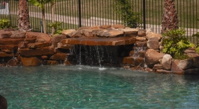 Weeping-Wall-and-Waterfall